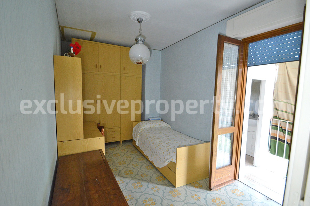 Furnished Townhouse for Sale in Historic Lucito - Molise - Move-In Ready with Views and Outdoor Space