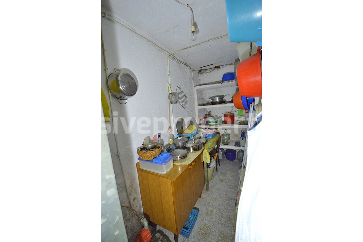 Furnished Townhouse for Sale in Historic Lucito - Molise - Move-In Ready with Views and Outdoor Space