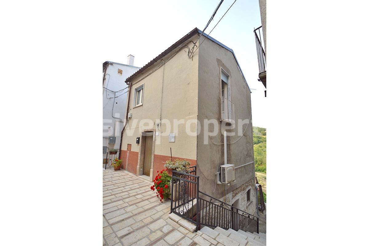 Furnished Townhouse for Sale in Historic Lucito - Molise - Move-In Ready with Views and Outdoor Space