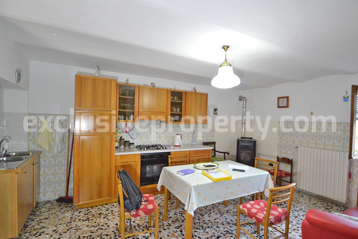 Furnished Townhouse for Sale in Historic Lucito - Molise - Move-In Ready with Views and Outdoor Space
