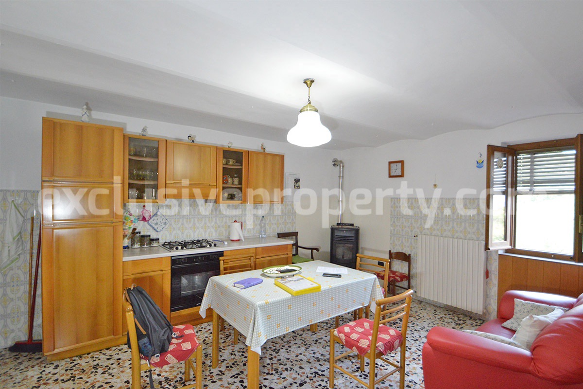 Furnished Townhouse for Sale in Historic Lucito - Molise - Move-In Ready with Views and Outdoor Space