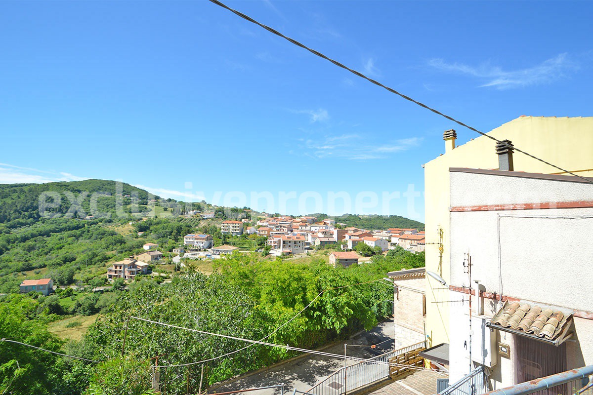 Affordable One-Bedroom House for Sale in Abruzzo - Italy - Garden - Scenic Views - Close to the Sea