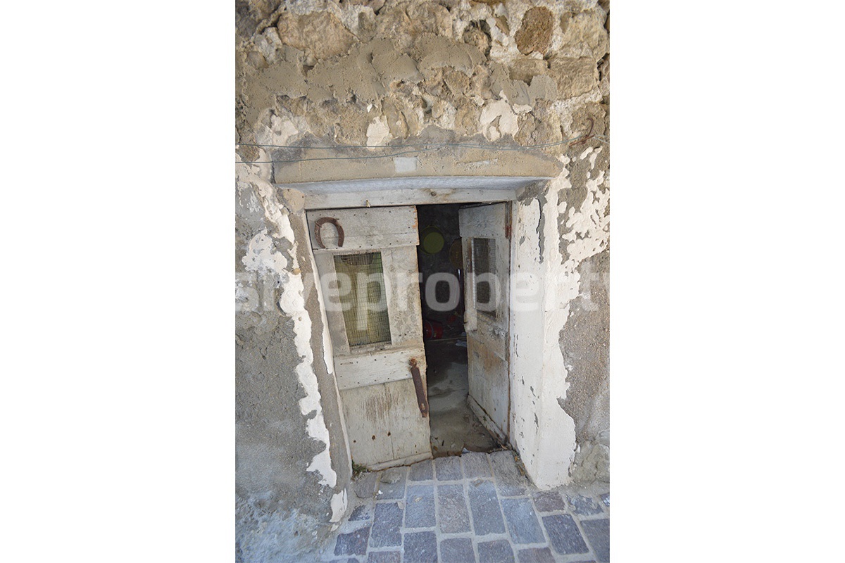 Affordable One-Bedroom House for Sale in Abruzzo - Italy - Garden - Scenic Views - Close to the Sea