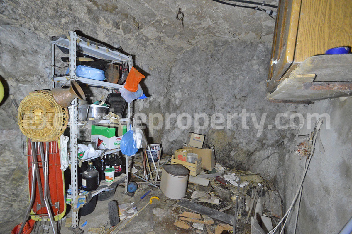 Affordable One-Bedroom House for Sale in Abruzzo - Italy - Garden - Scenic Views - Close to the Sea