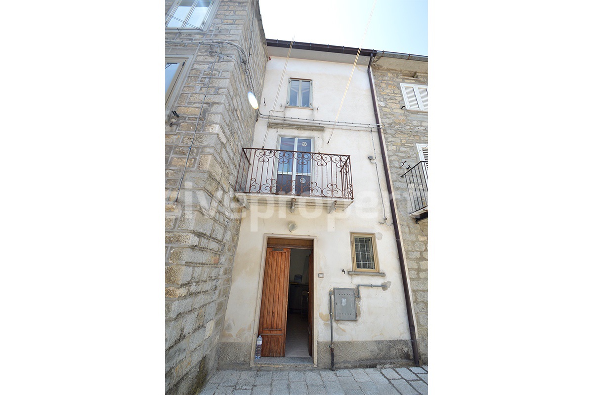 Ancient house with two bedrooms for sale in Abruzzo
