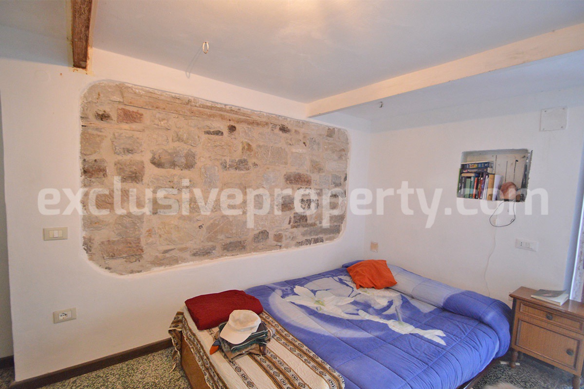 Farmhouse for Sale in Molise - Stone House with Olive Grove and Land in Italy