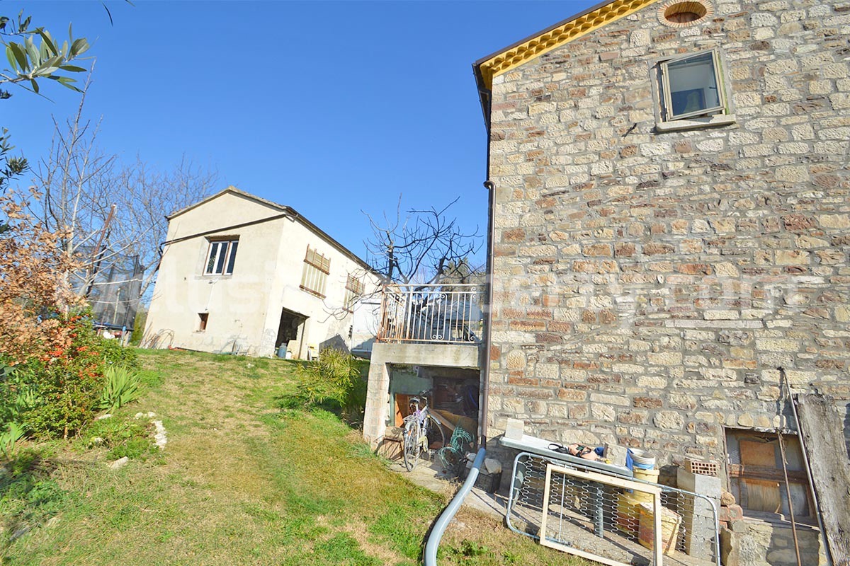 Farmhouse for Sale in Molise - Stone House with Olive Grove and Land in Italy