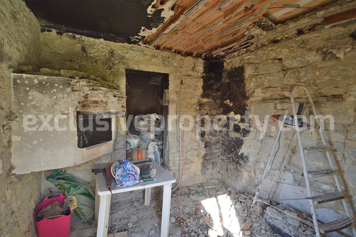 Farmhouse for Sale in Molise - Stone House with Olive Grove and Land in Italy