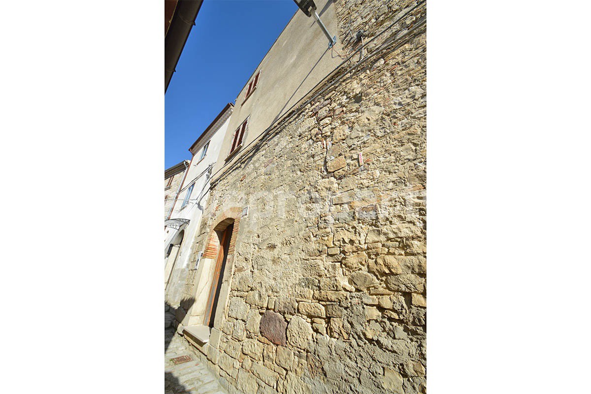 Cheap Property for Sale in Italy - Historic Townhouse to Renovate in Trivento - Molise