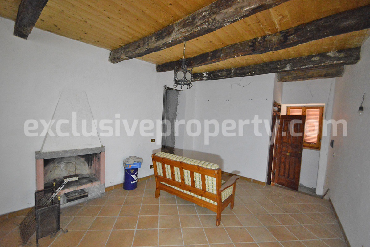 Cheap Property for Sale in Italy - Historic Townhouse to Renovate in Trivento - Molise