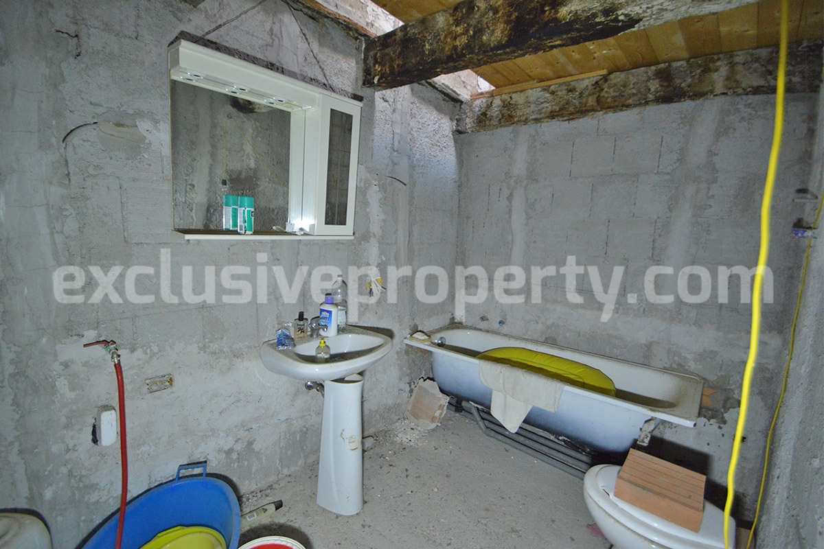 Cheap Property for Sale in Italy - Historic Townhouse to Renovate in Trivento - Molise