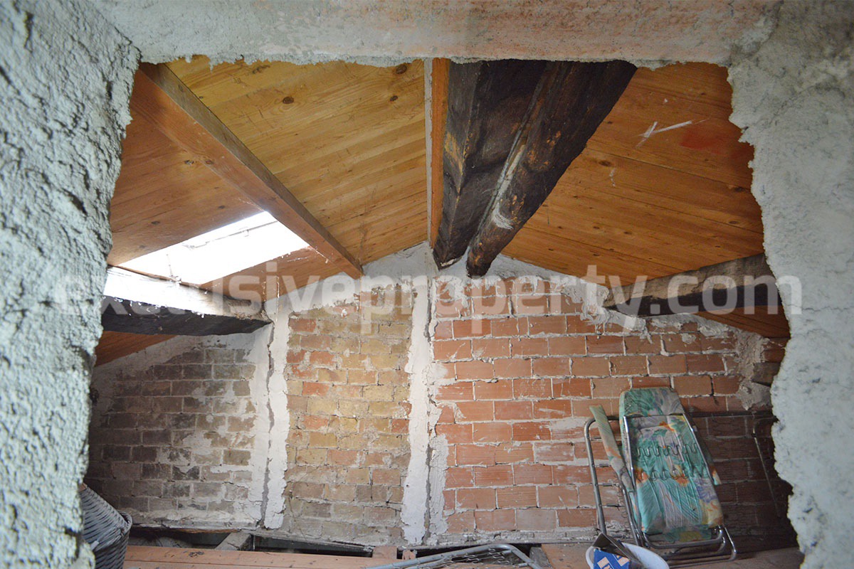 Cheap Property for Sale in Italy - Historic Townhouse to Renovate in Trivento - Molise