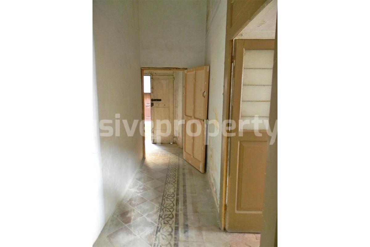 Historic Castle Property for Sale in Italy - Renovation Opportunity in Montazzoli - Abruzzo