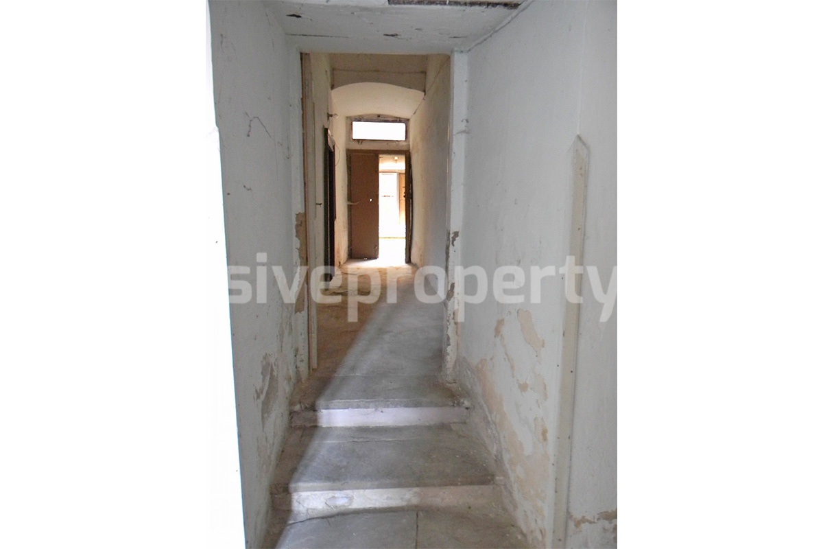 Historic Castle Property for Sale in Italy - Renovation Opportunity in Montazzoli - Abruzzo