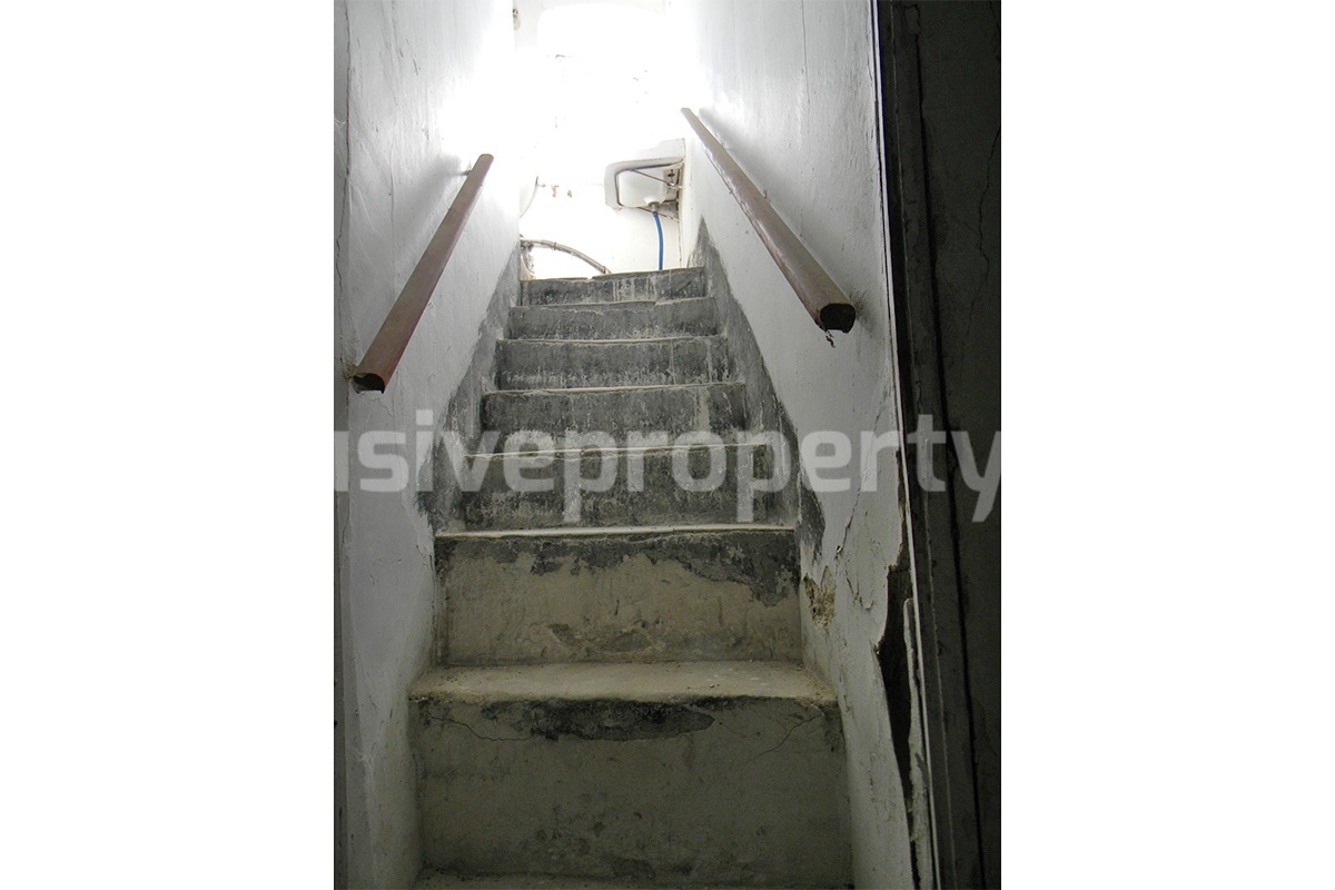 Historic Castle Property for Sale in Italy - Renovation Opportunity in Montazzoli - Abruzzo