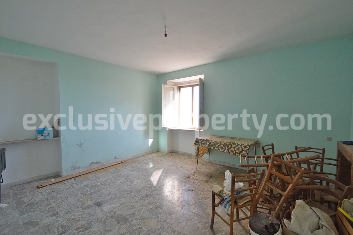 Village House for Sale in Italy with Garden and Garage - Renovation Project in Abruzzo