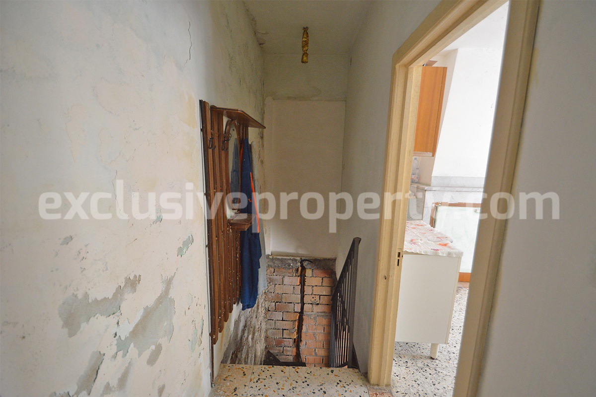Cheap Property for Sale in Italy - Townhouse to Renovate in Abruzzo Mountain Village