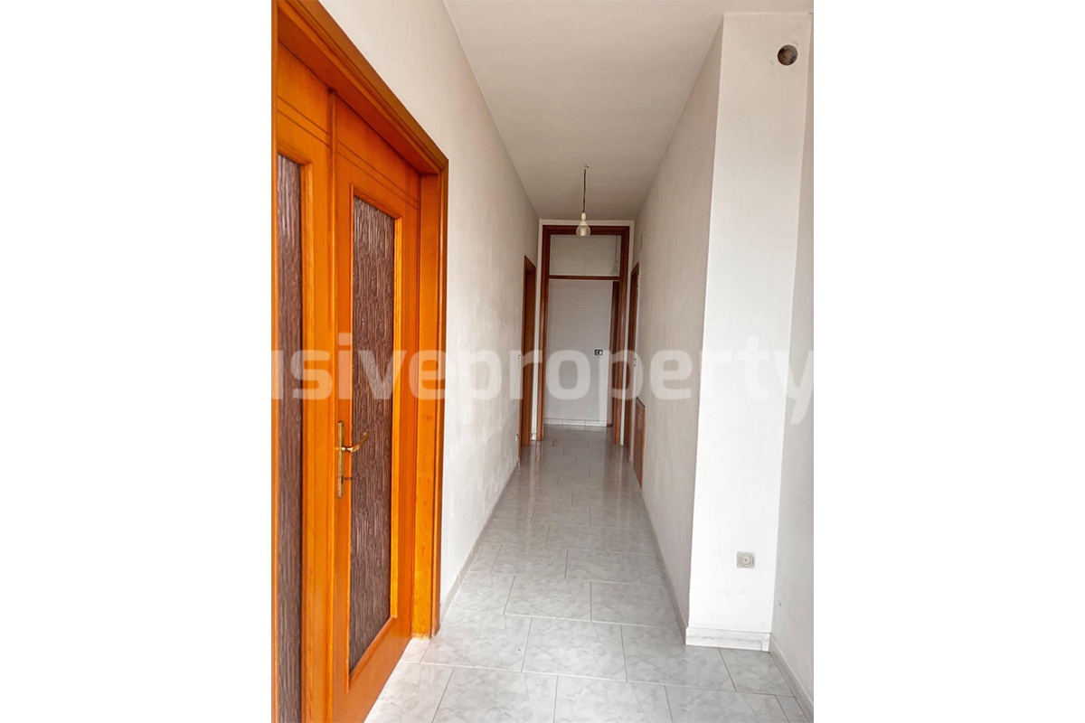 Sea View Villa for Sale in Italy - 6-Bedroom Home with Land - Guest House and Garage in Abruzzo
