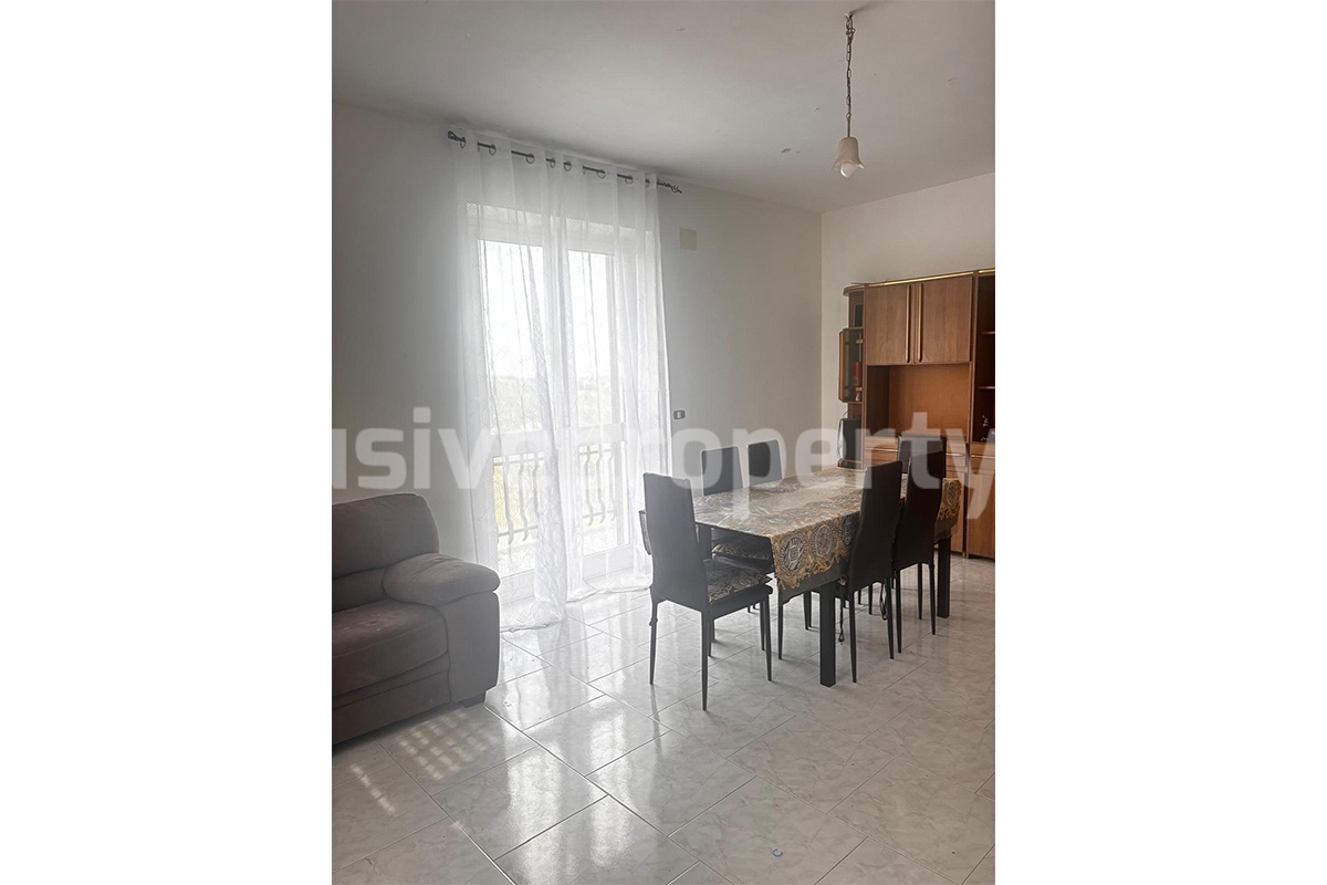 Sea View Villa for Sale in Italy - 6-Bedroom Home with Land - Guest House and Garage in Abruzzo