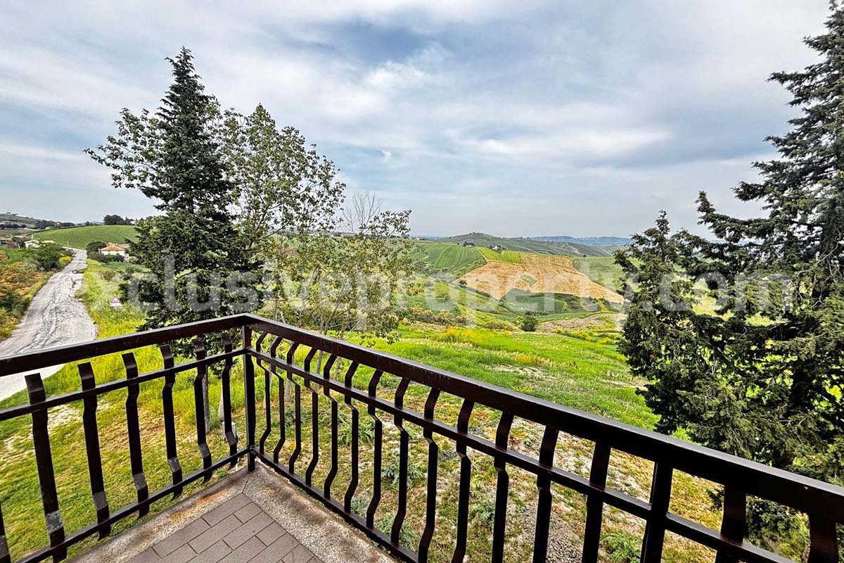 Sea View Villa for Sale in Italy - 6-Bedroom Home with Land - Guest House and Garage in Abruzzo