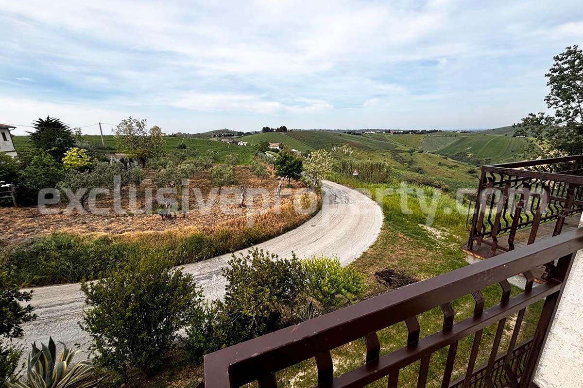 Sea View Villa for Sale in Italy - 6-Bedroom Home with Land - Guest House and Garage in Abruzzo