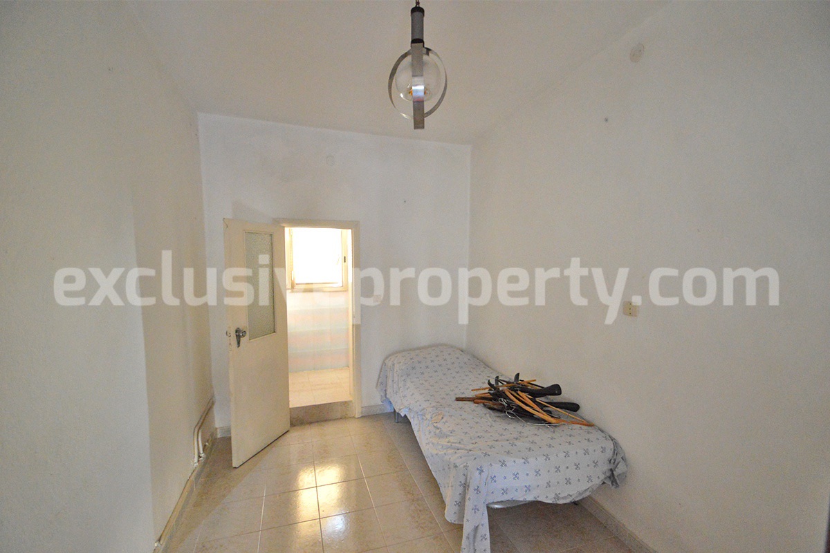 Habitable Stone House with Garden - Outbuilding and Hill Views for Sale in Molise - Italy