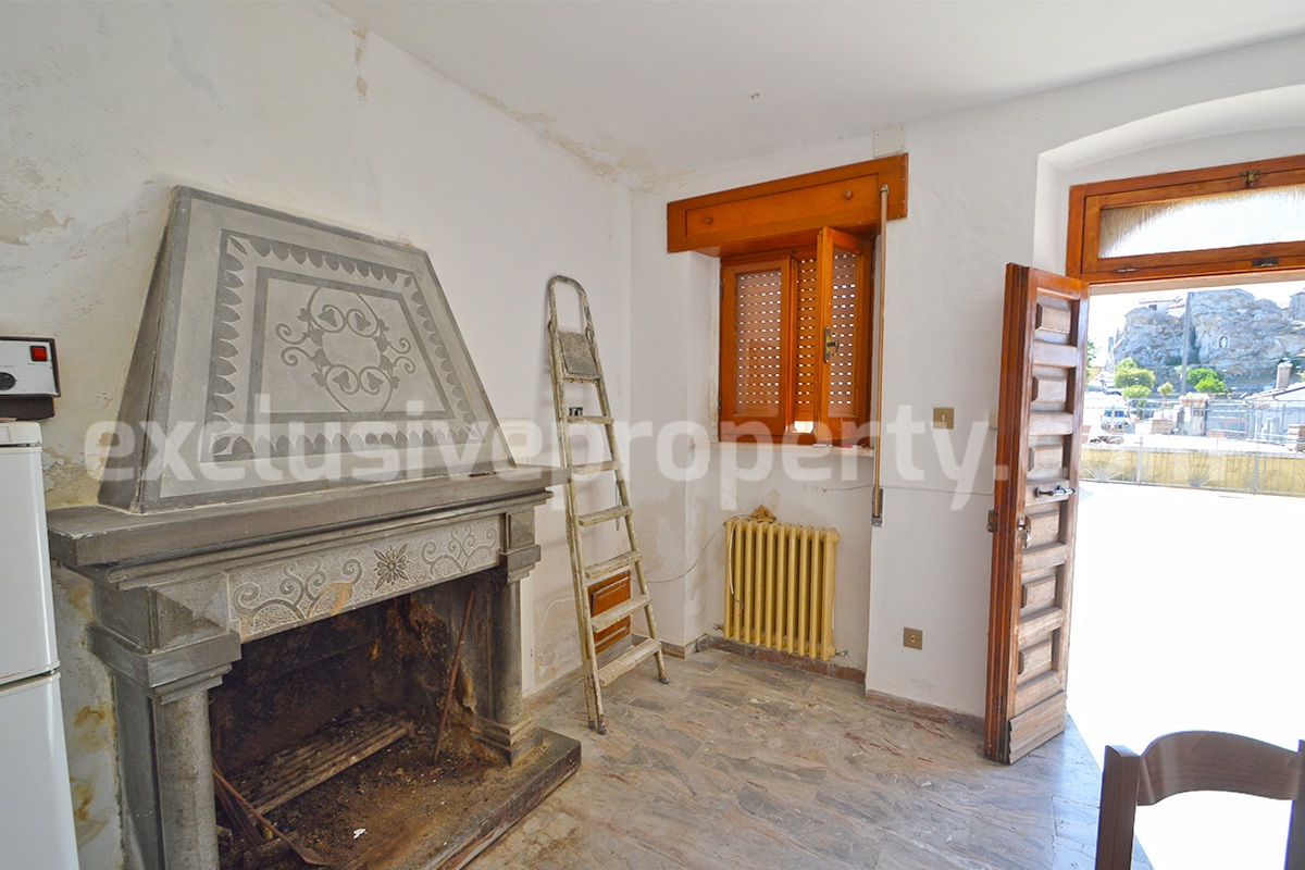 Stone House with Panoramic Terrace -  Vaulted Cellar and Garage for Sale in Abruzzo - Italy