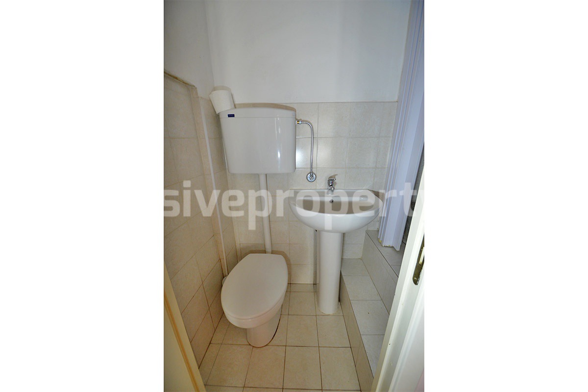 Traditional Italian Stone House with Courtyard for Sale in Castiglione Messer Marino - Abruzzo