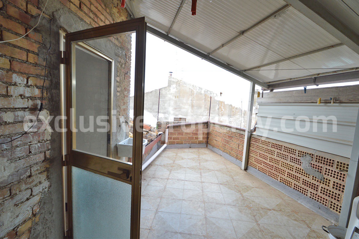 Traditional Brick Townhouse with Terrace Near the Sea for Sale in Scerni - Abruzzo