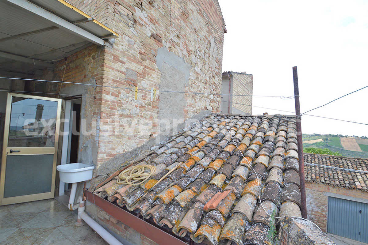 Traditional Brick Townhouse with Terrace Near the Sea for Sale in Scerni - Abruzzo