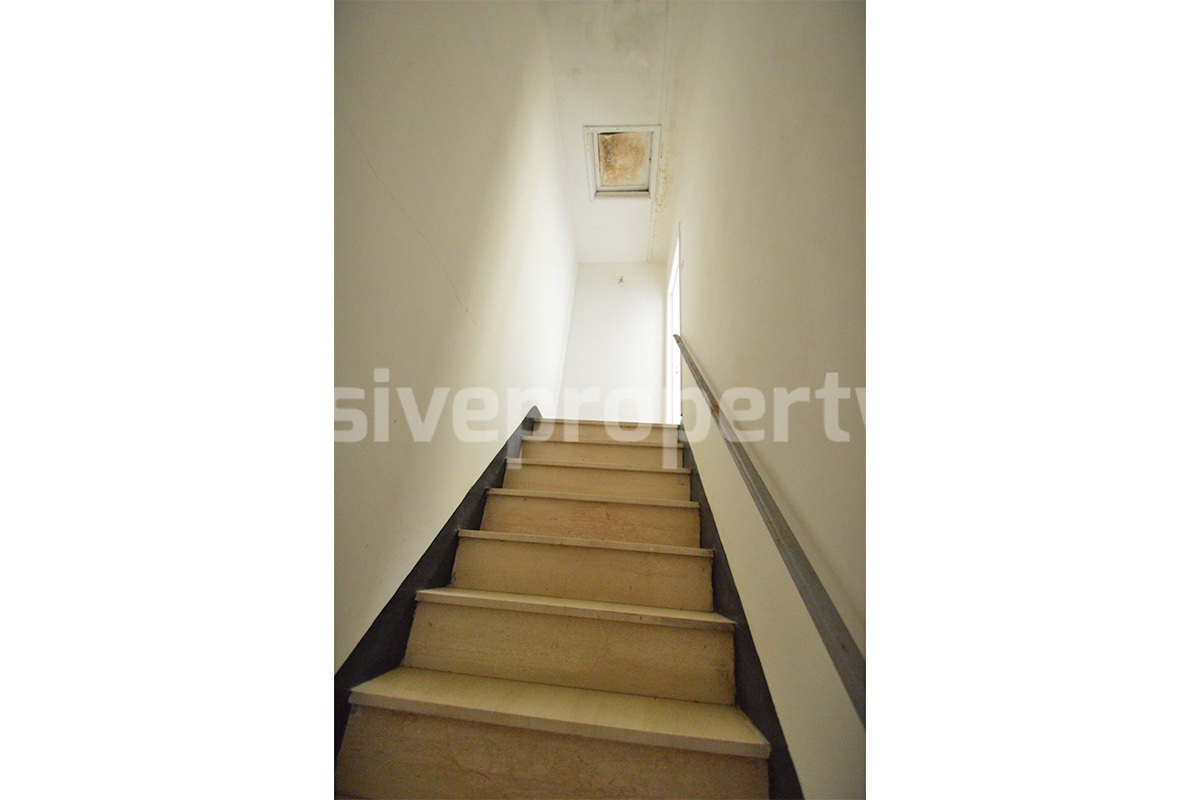 Traditional Brick Townhouse with Terrace Near the Sea for Sale in Scerni - Abruzzo