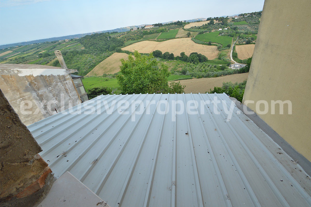 Traditional Brick Townhouse with Terrace Near the Sea for Sale in Scerni - Abruzzo