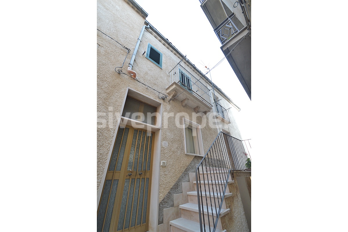 Furnished Habitable House for Sale in Montemitro in Molise - Italy - Exceptional Price