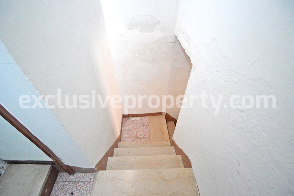 Character property with panoramic terrace for sale in Italy 17