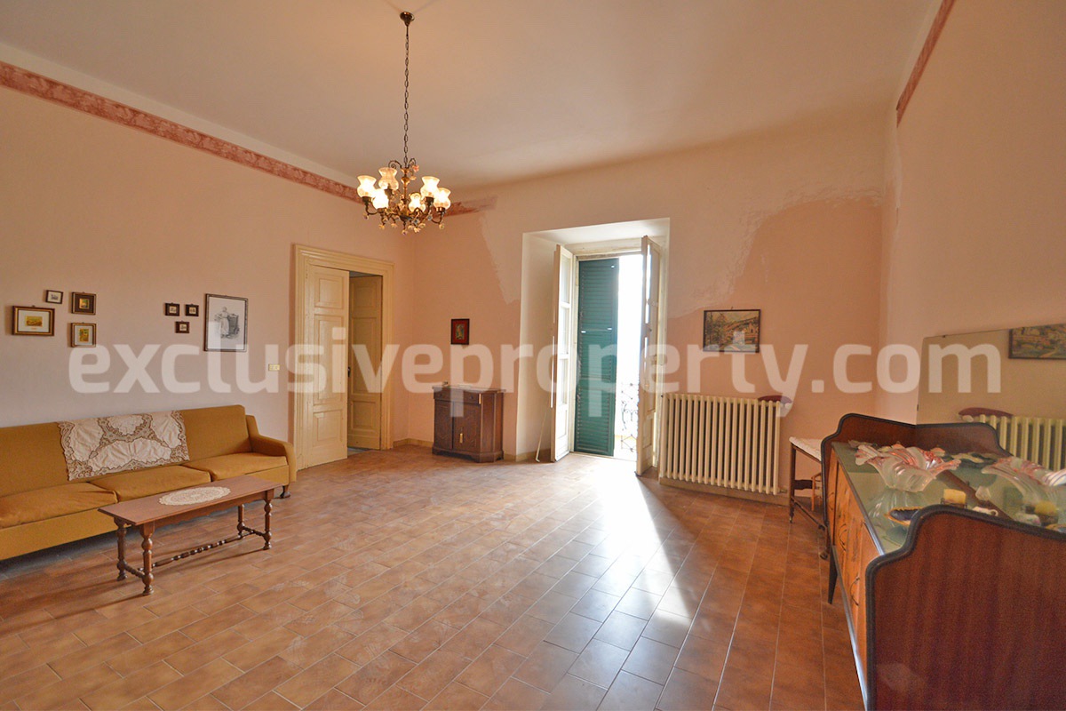 Historic Palace with Four Bedrooms - Four Bathrooms for Sale in Palata in Molise - Panoramic Views - Near the Adriatic Sea