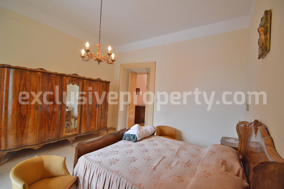 Historic Palace with Four Bedrooms - Four Bathrooms for Sale in Palata in Molise - Panoramic Views - Near the Adriatic Sea