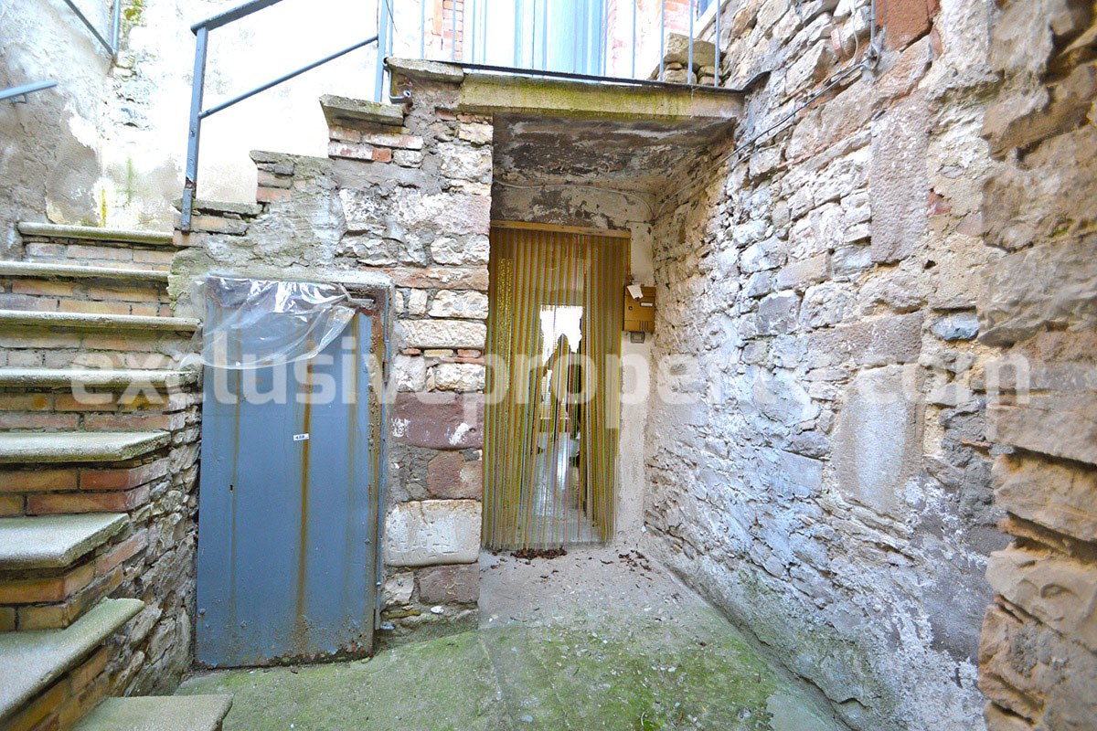 Character property with panoramic terrace for sale in Italy 25