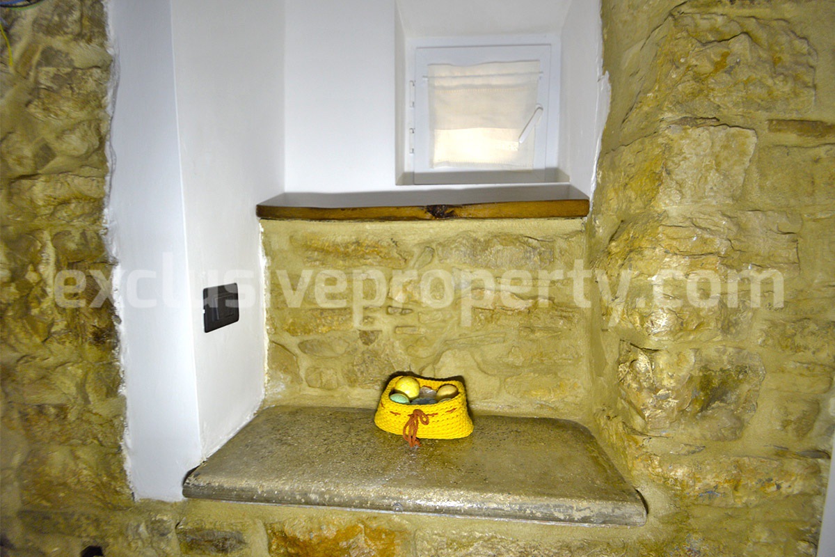 Renovated Stone House of with 2 Bedrooms and 1 Bathroom for Sale in Torrebruna - Abruzzo - Panoramic Views - 30 Min from the Sea