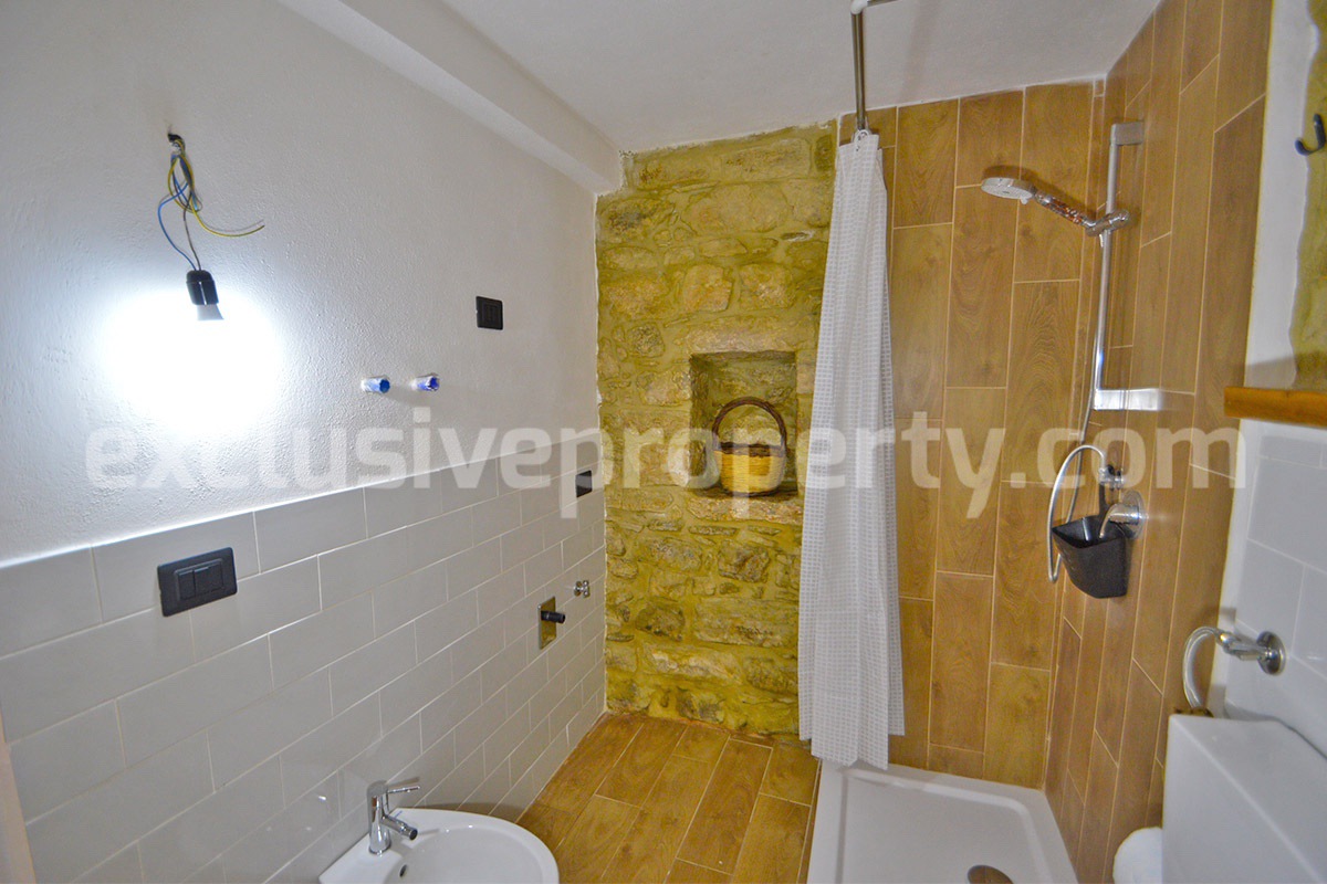 Renovated Stone House of with 2 Bedrooms and 1 Bathroom for Sale in Torrebruna - Abruzzo - Panoramic Views - 30 Min from the Sea