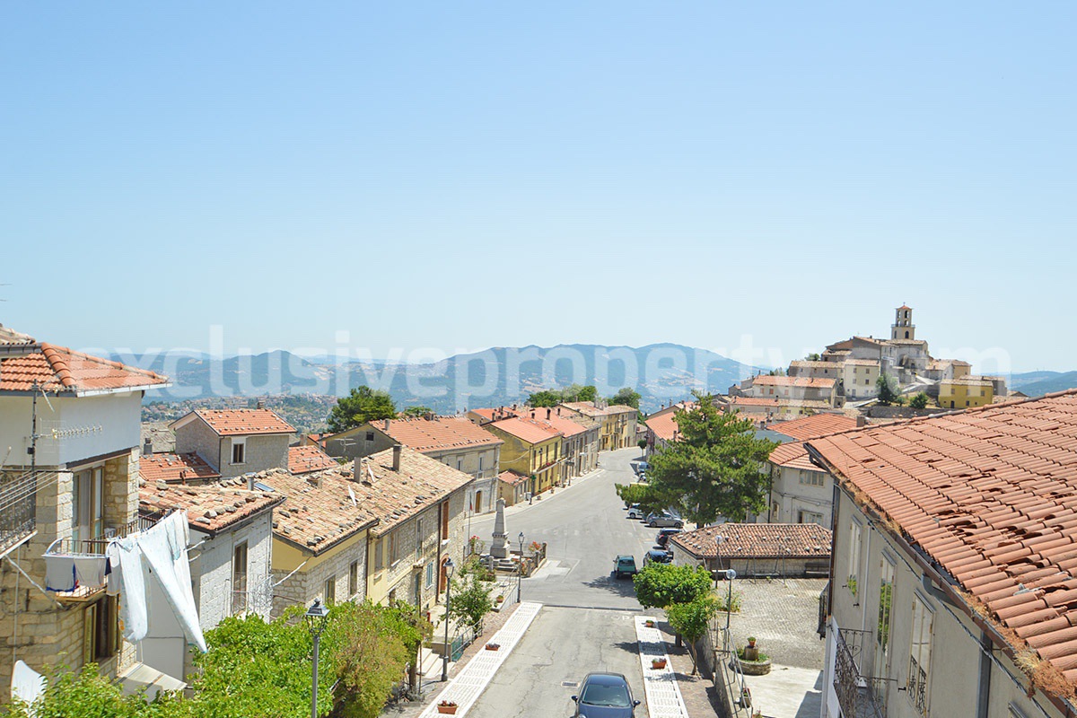 Renovated Stone House of with 2 Bedrooms and 1 Bathroom for Sale in Torrebruna - Abruzzo - Panoramic Views - 30 Min from the Sea