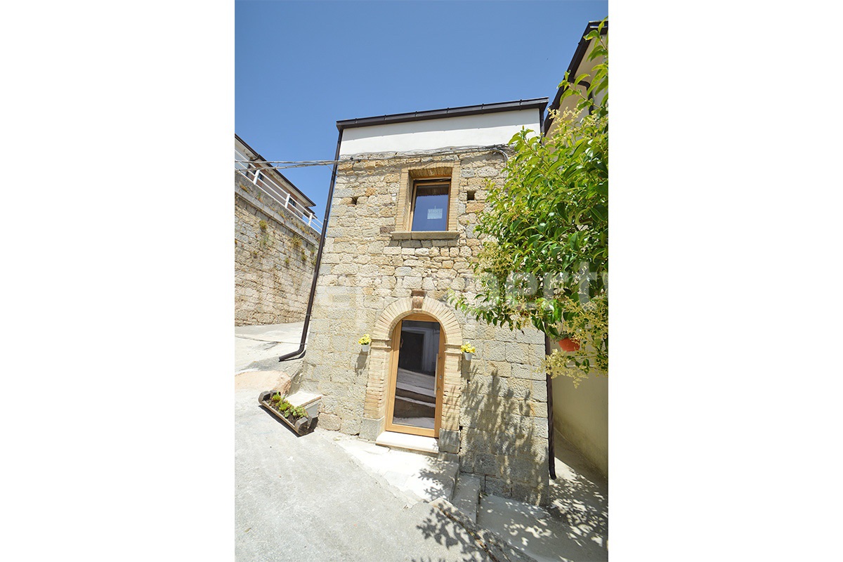 Renovated Stone House of with 2 Bedrooms and 1 Bathroom for Sale in Torrebruna - Abruzzo - Panoramic Views - 30 Min from the Sea