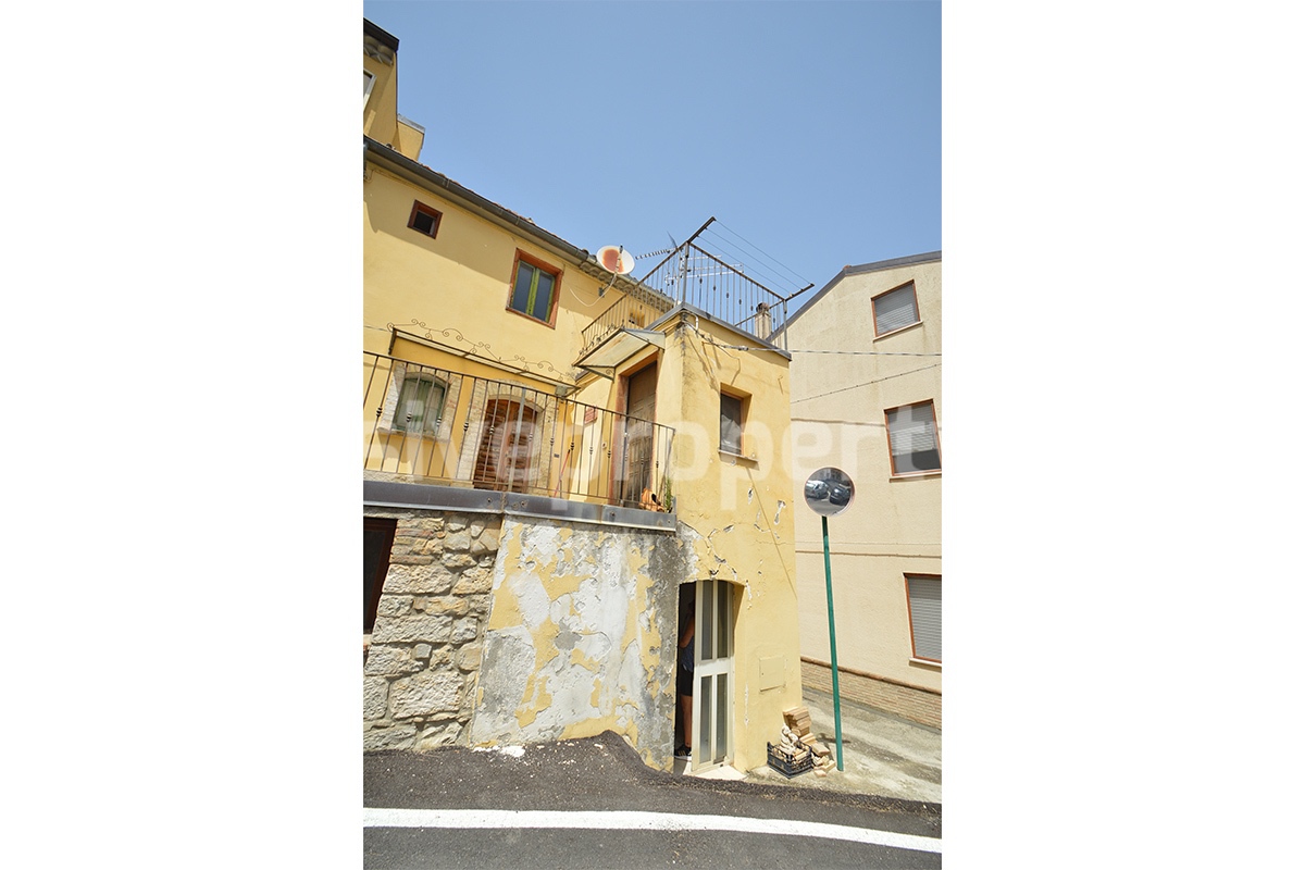 Cheap House for Sale in Italy - Affordable Property in Abruzzo with Terrace and Panoramic Views