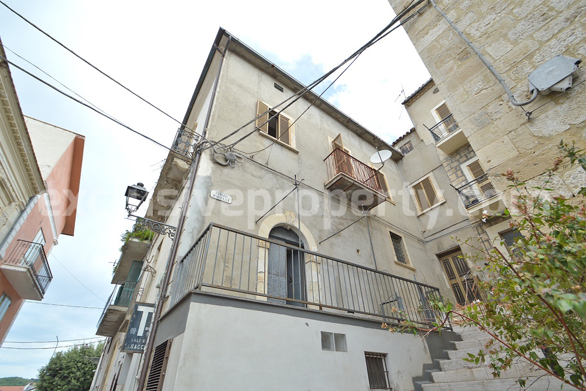 Historic House for Sale in Italy - Character Property with Terrace and Vaulted Cellars near the Adriatic Coast