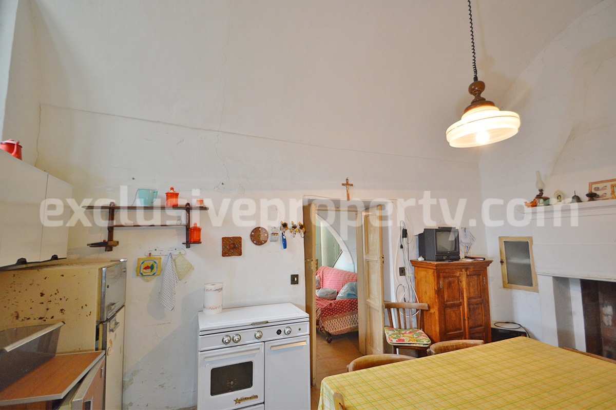 Historic House for Sale in Italy - Character Property with Terrace and Vaulted Cellars near the Adriatic Coast