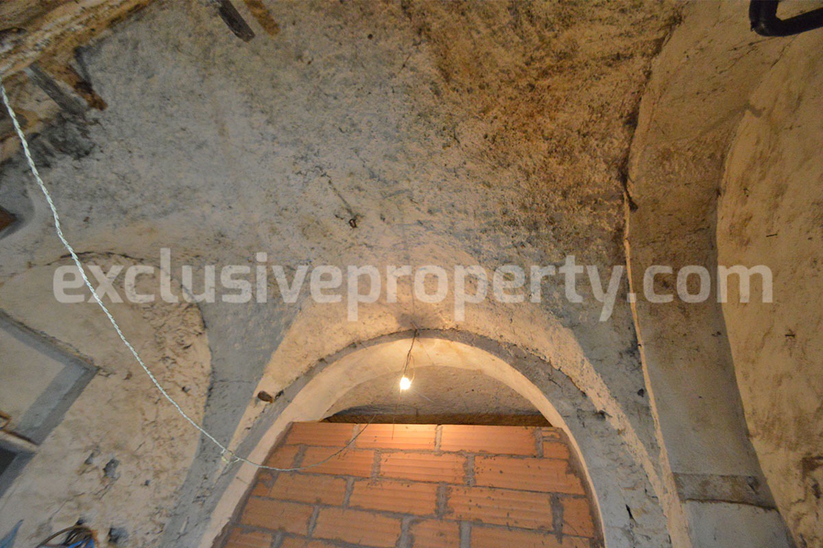 Historic House for Sale in Italy - Character Property with Terrace and Vaulted Cellars near the Adriatic Coast