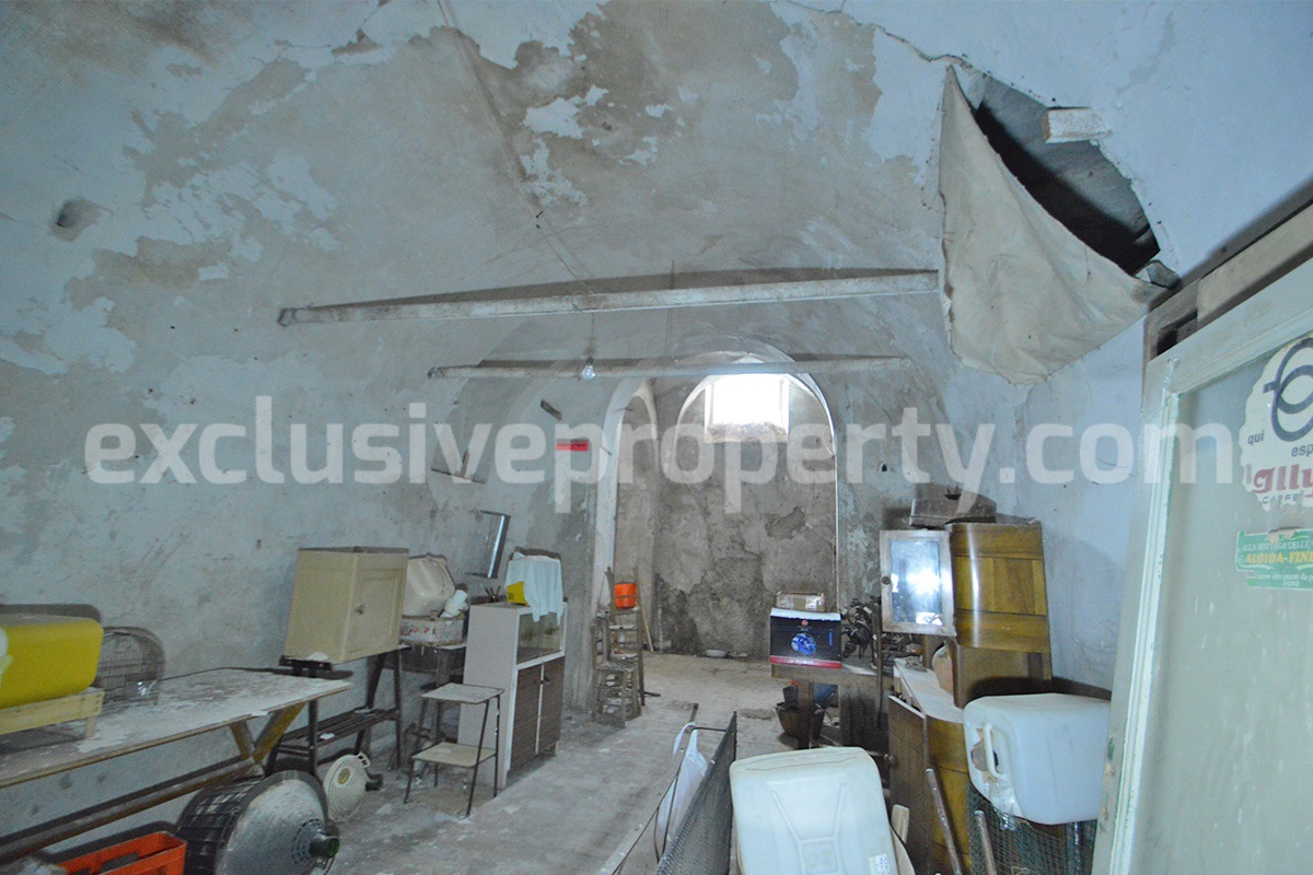 Historic House for Sale in Italy - Character Property with Terrace and Vaulted Cellars near the Adriatic Coast