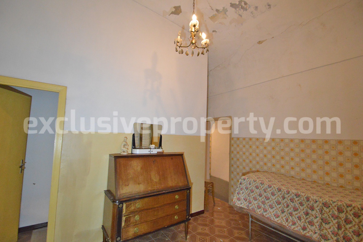 Historic House for Sale in Italy - Character Property with Terrace and Vaulted Cellars near the Adriatic Coast