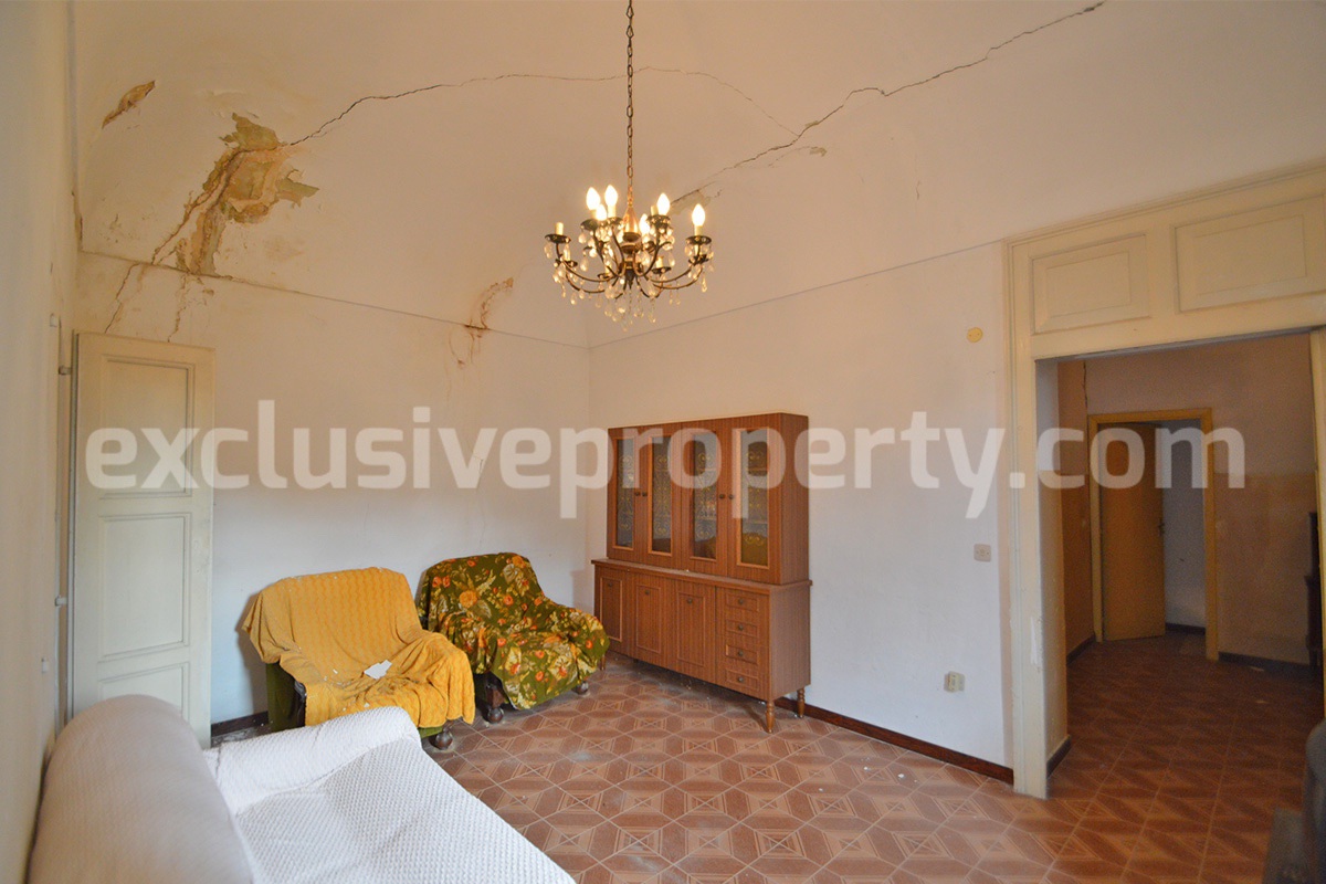 Historic House for Sale in Italy - Character Property with Terrace and Vaulted Cellars near the Adriatic Coast