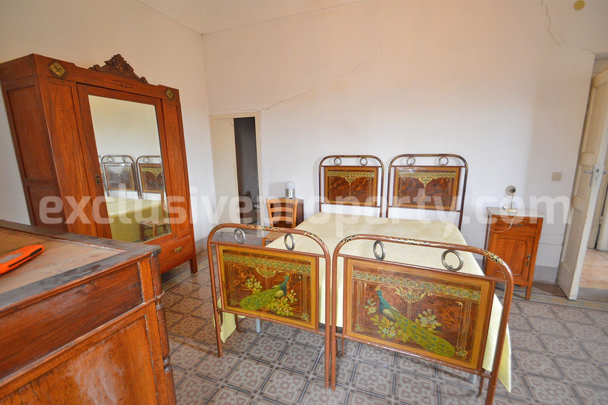 Historic House for Sale in Italy - Character Property with Terrace and Vaulted Cellars near the Adriatic Coast