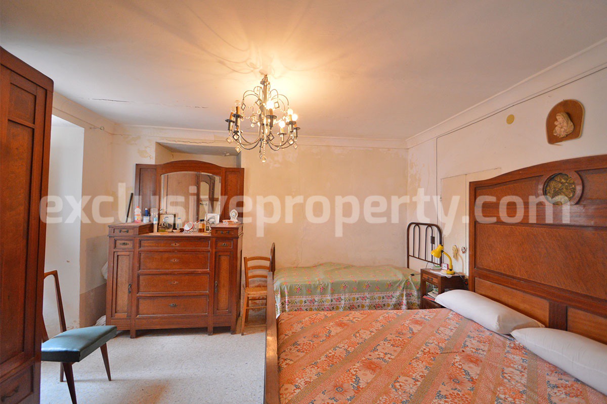 Historic House for Sale in Italy - Character Property with Terrace and Vaulted Cellars near the Adriatic Coast